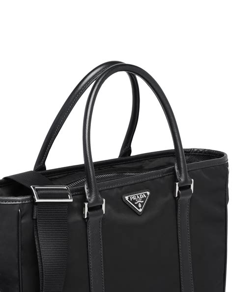 bolso mas barato de prada|Bolsos Prada de mujer .